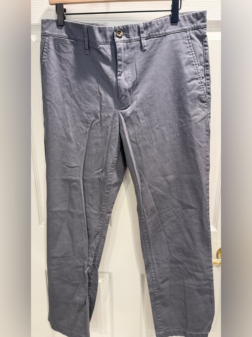 Men’s Goodfellow & Co Every Wear Chino Pants 34x30 Gray Classic Fit - Picture 3 of 10